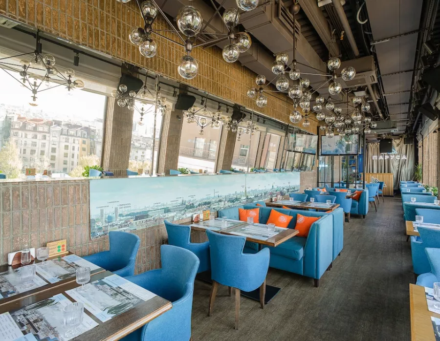 Ресторан Паруса на крыше в Санкт-Петербурге: Свидание, Бургеры, Паста, Отдых, Смотровая площадка, Еда,