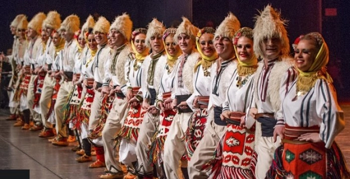 Serbian Folklore Evening в Белграде: Театр, Фольклор, Зрелище,
