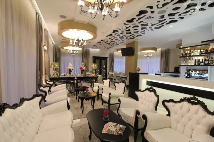 Hotel HERITAGE Belgrade в Белграде: Отель, Комфорт, Чилим, Парковка,