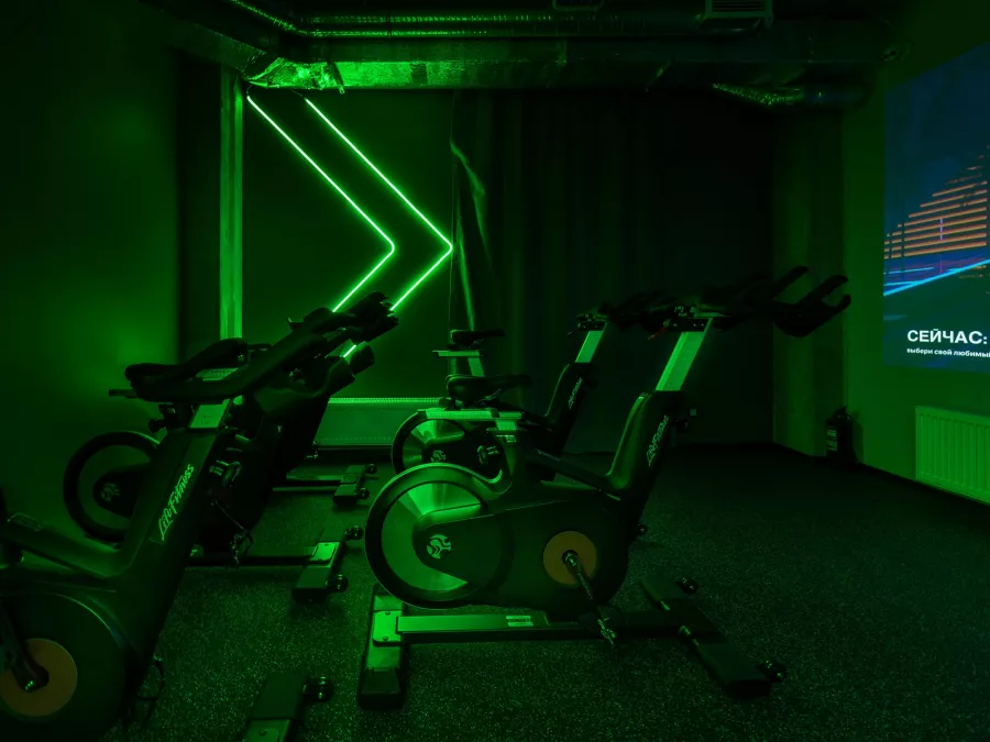 Фитнес-клуб XFit в Санкт-Петербурге: Фитнес , Фитнес зал , Тренажерный зал , Спорт фитнес , Тренажерный зал , Занятие с тренером, Развиваться,