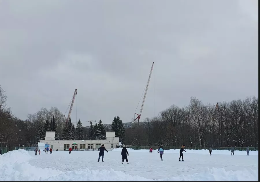 Каток в Парке Победы в Санкт-Петербурге: Развиваться, Каток, Катки, Ледовый каток, Ледовый каток в питере, Ледовый спорт, Каток в парке,