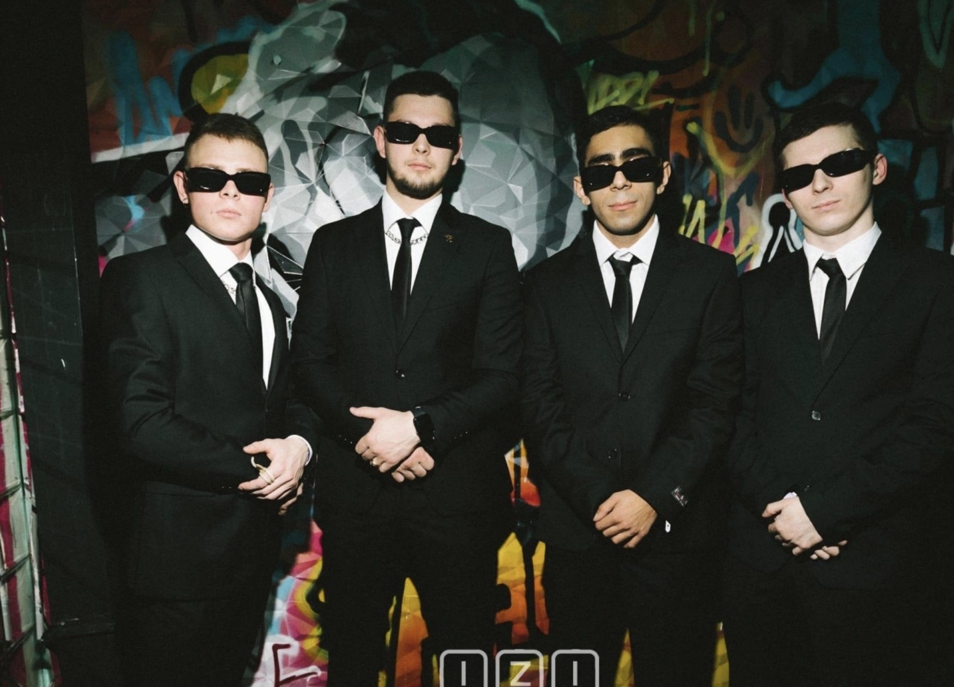 Ночной клуб "IZI"