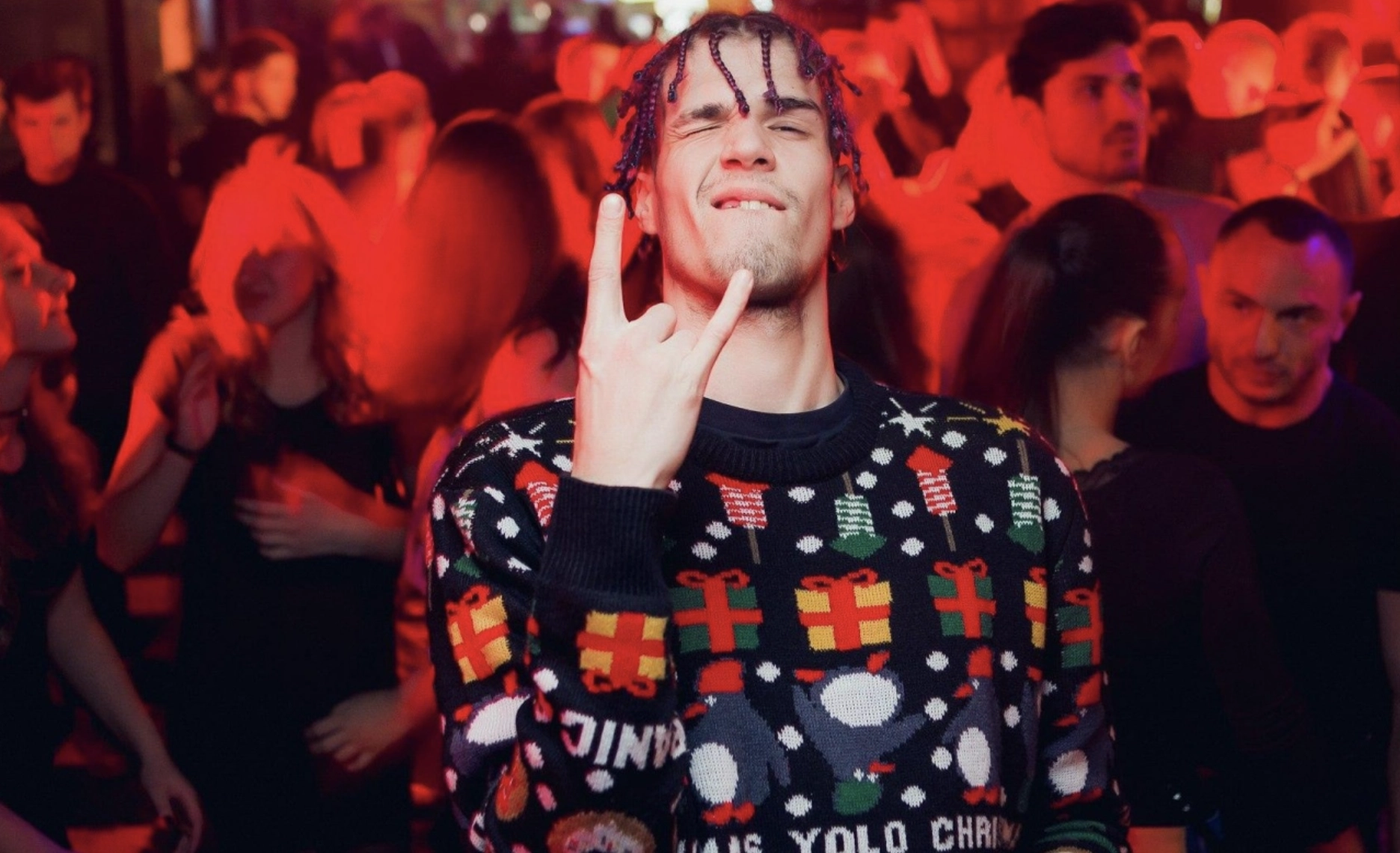 Ночной клуб "IZI"