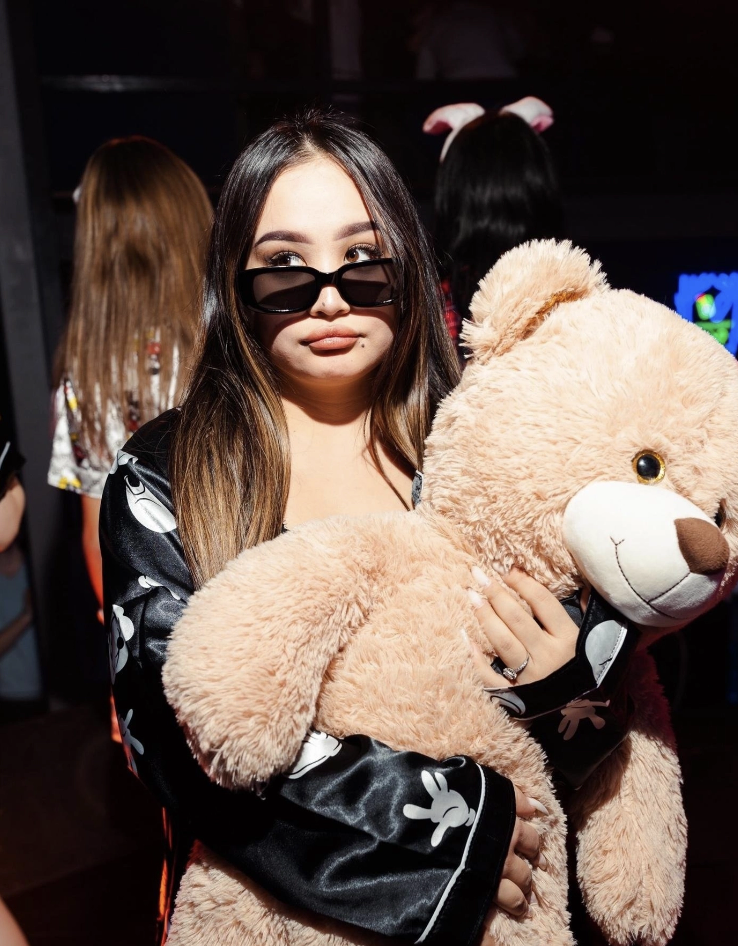 Ночной клуб "IZI"