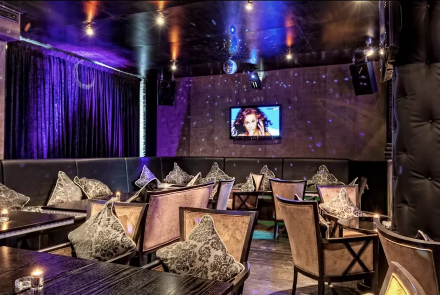 Караоке-клуб Hamilton Lounge Bar в Москве: Караоке, Клуб, Вечеринка, Потусить, Выпить, Познакомится, Танцы, Поесть,