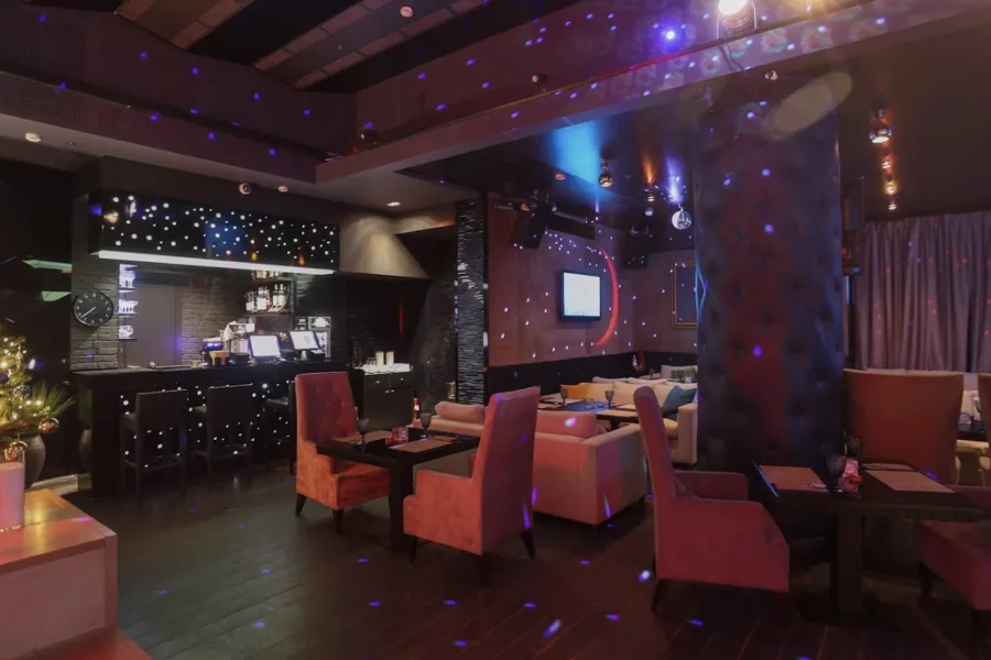 Караоке-клуб Hamilton Lounge Bar в Москве: Караоке, Клуб, Вечеринка, Потусить, Выпить, Познакомится, Танцы, Поесть,