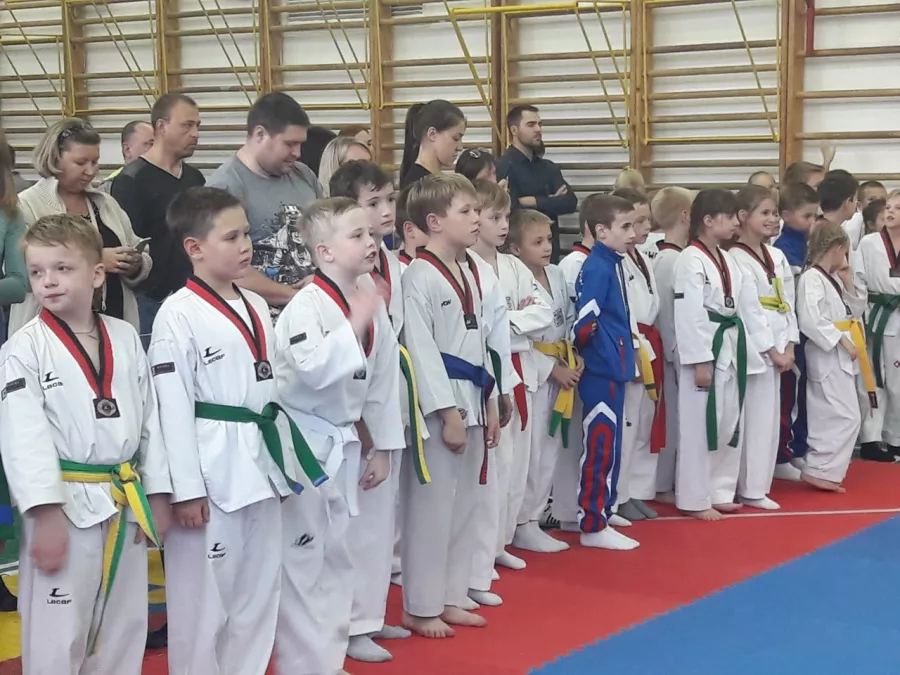 Спортивный комплекс Динамо спорт 161 на ул. Текучева, 149 в Ростове-на-Дону: Тхэквондо, Развиваться, Боевые искусства,