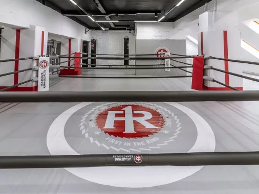 Академия фитнеса и единоборств «R-ONE»