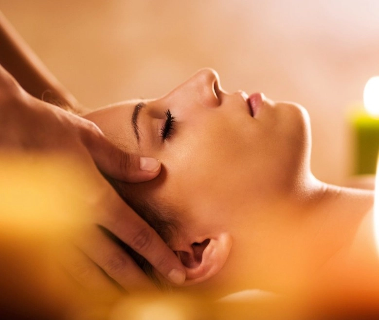 Студия красоты Диланы Мейер в Санкт-Петербурге: Массаж, Ресницы, Эпиляция, Брови, Маникюр, Spa, Красота,