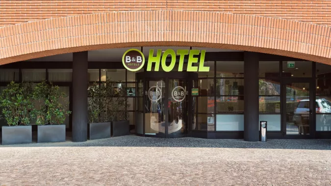 Отель B&B  Como City Center"