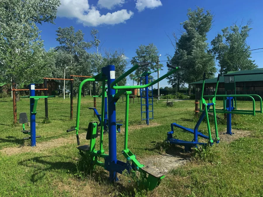 База отдыха Стрелка в Ростове-на-Дону: Мангал, Рыбалка, Ресторан, Сауны, Коттедж ,