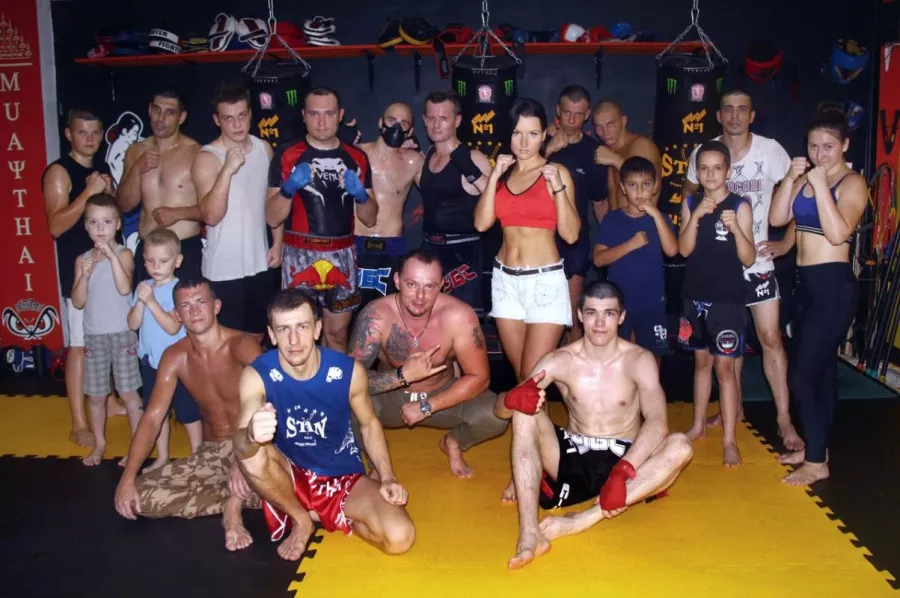 Профессиональная секция Stan Gym в Ростове-на-Дону: Ножевой бой, Тайский бокс, Развиваться,