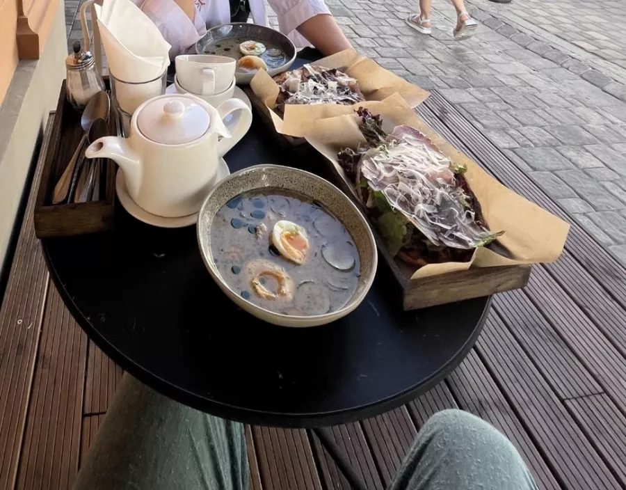 Бар WINE & PINSA в Минске: Кафе, Бар, VIP, Живая музыка, Ресторан, Еда,