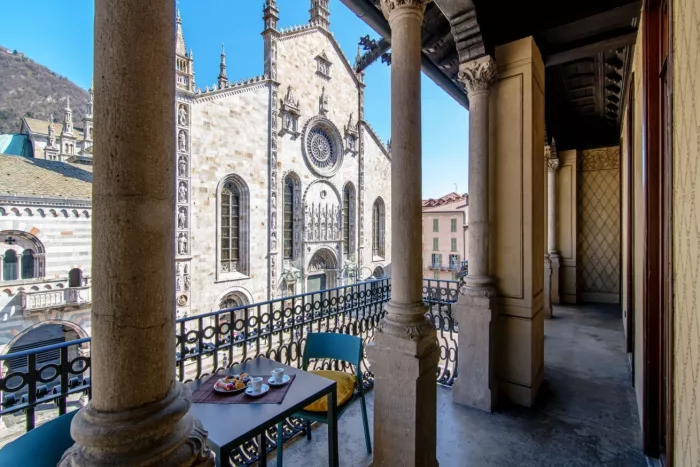 Отель "Dome's Charme "