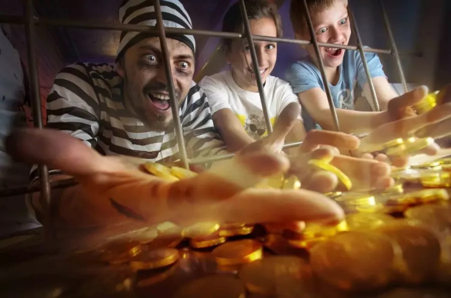 Квест-рум Questguru в Санкт-Петербурге: Квест, Приключения, Игры,