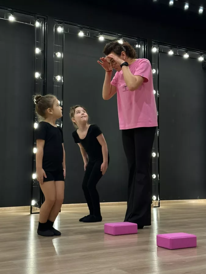 Танцевальная мастерская Другие люди в Краснодаре: Развитие, Танцы, Дисциплина, Школа, Детям, Игры,