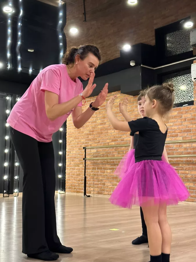 Танцевальная мастерская Другие люди в Краснодаре: Развитие, Танцы, Дисциплина, Школа, Детям, Игры,