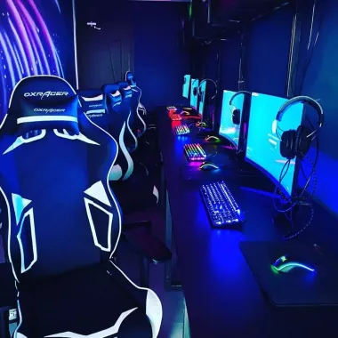 Компьютерный клуб "GGWP КИБЕР АРЕНА"