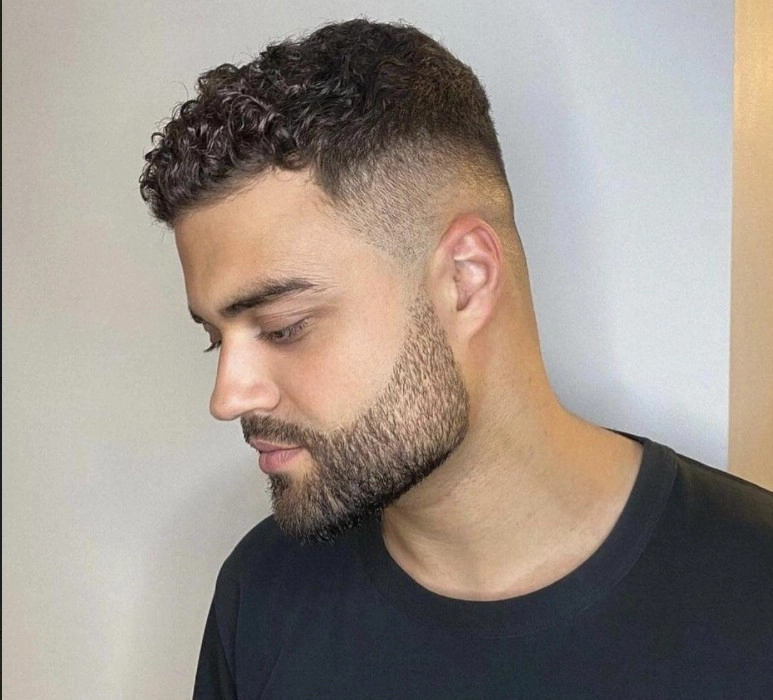 Салон красоты Toni&Guy в Санкт-Петербурге: Парикмахерская, Косметические услуги, Массаж, Ногтевая студия, Ресницы и брови,