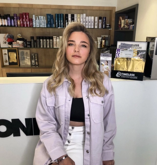 Салон красоты Toni&Guy в Санкт-Петербурге: Парикмахерская, Косметические услуги, Массаж, Ногтевая студия, Ресницы и брови,
