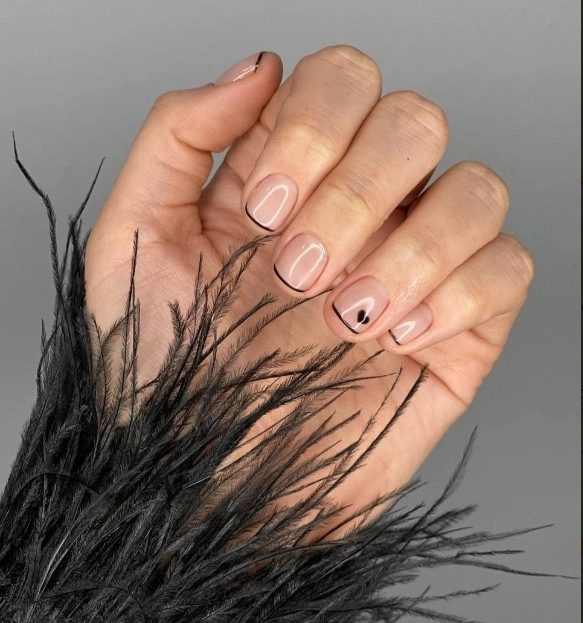 Салон красоты "Moonly".