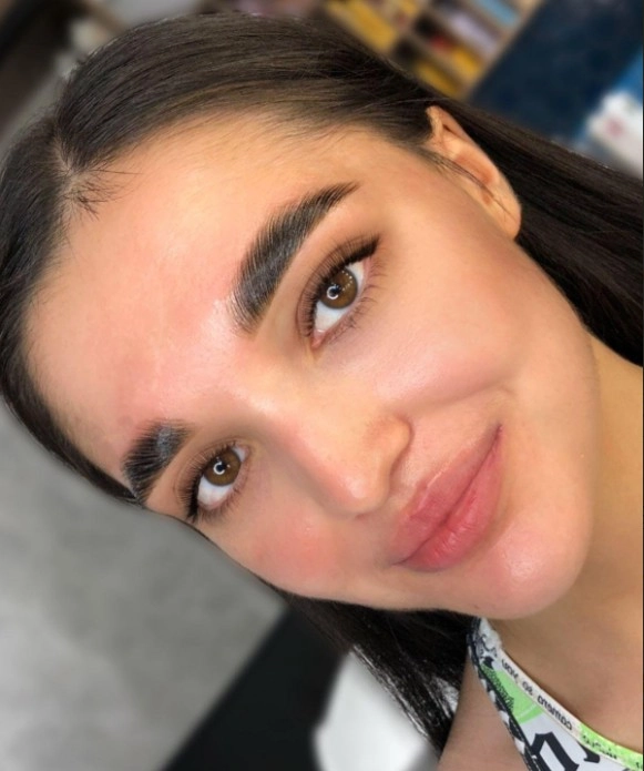 Салон красоты "Moonly".