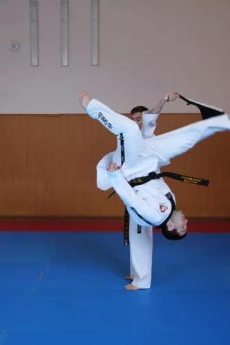 Спортивный клуб Грандмастерна ул. 40-летия Победы в Ростове-на-Дону