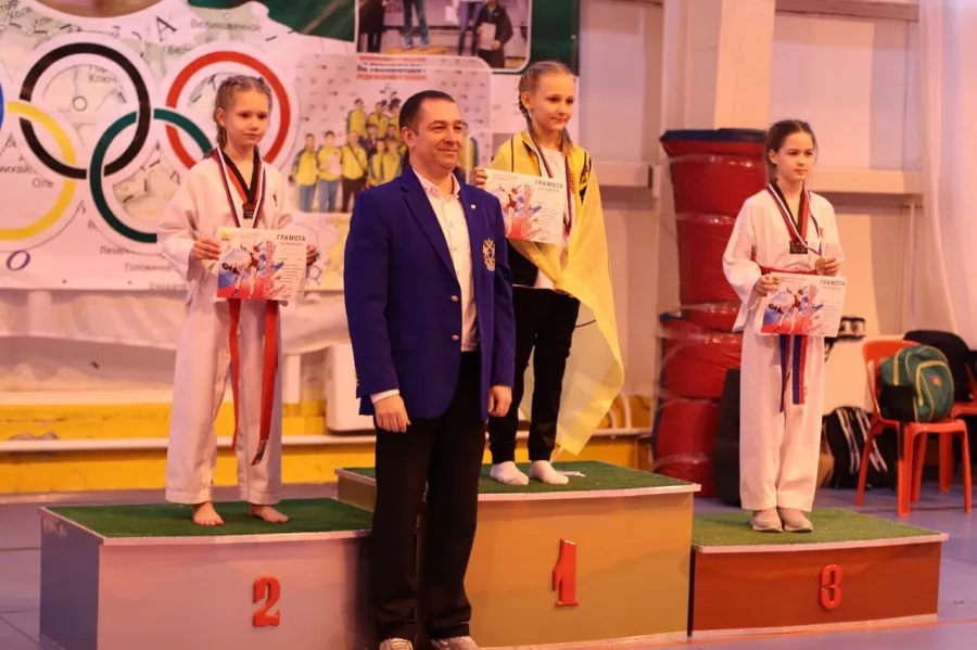Спортивный клуб Грандмастерна ул. Будённовский проспект в Ростове-на-Дону: Развитие, Тхэквондо, Самооборона,