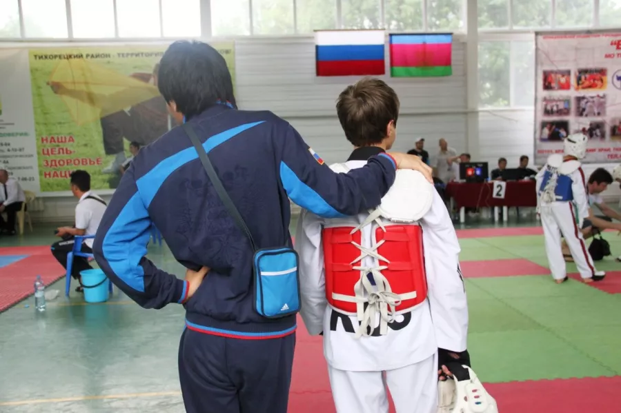Спортивный клуб Грандмастер на ул. Веры Пановой в Ростове-на-Дону: Тхэквондо, Самооборона, Развиваться,