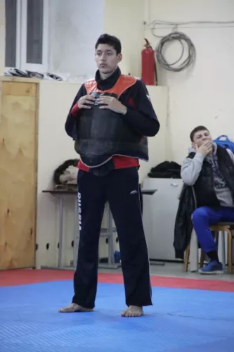 Спортивный клуб Грандмастерна ул. Комарова 28 в Ростове-на-Дону