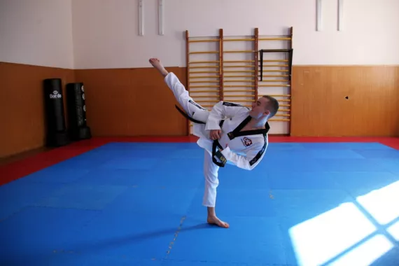 Спортивный клуб «Грандмастер»на ул. Мечникова