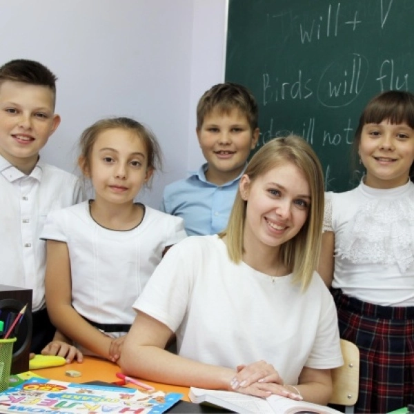 Детский образовательный центр LB на Адмирала Серебрякова в Краснодаре: Детский центр, Обучение, Наука, Языковая школа, Образовательный центр, Дети, Детское развитие, Развлечения, Образование, Иностранные языки, Детский образовательный центр,