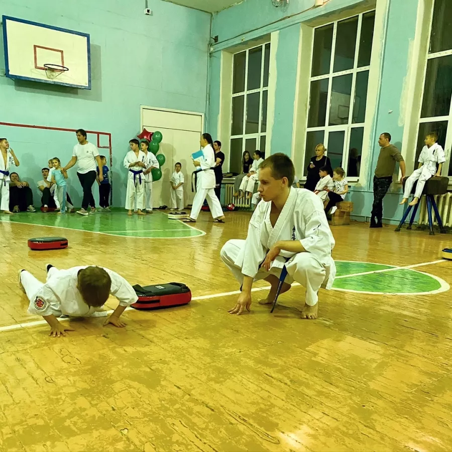 Спортивный клуб каратэ Путь Чемпиона на ул.Ленина в Ростове-на-Дону: Каратэ, Самооборона, Развиваться,