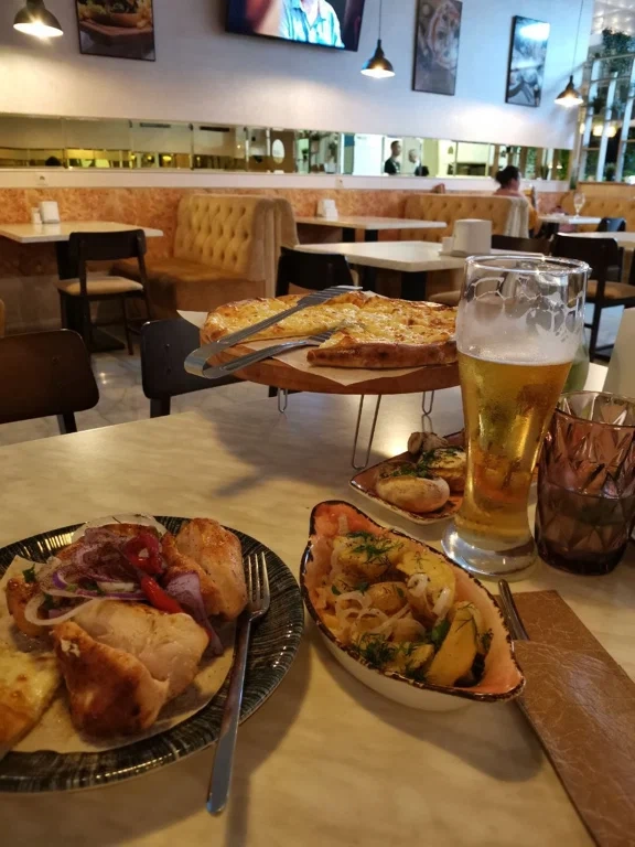 Кафе "У мангала".