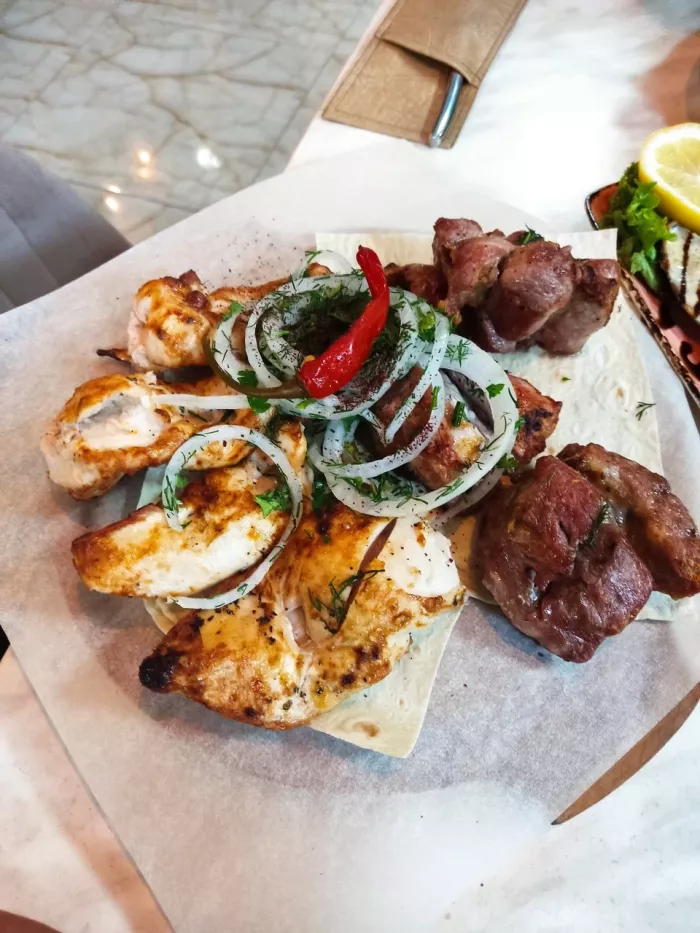 Кафе "У мангала".