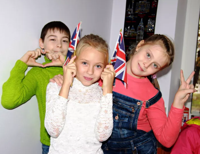 Детский образовательный центр LB на Николая Шевелёва  в  Краснодаре