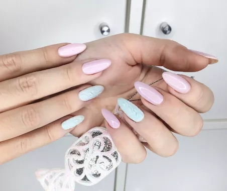 Студия маникюра "NailMaker Bar".