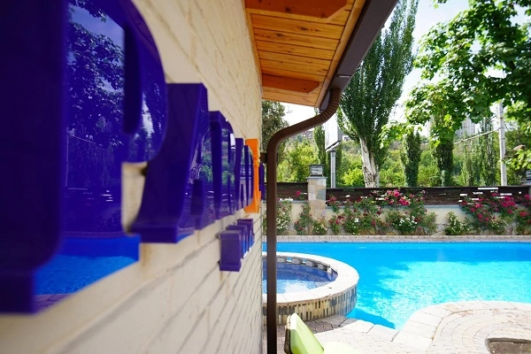 Открытый бассейн в Ереване Paradise Pool в Ереване: Вода, комфорт, Бассейн, Отель, Семейный отдых ,
