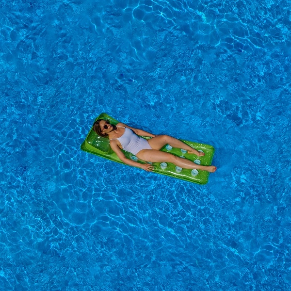 Открытый бассейн в Ереване Paradise Pool в Ереване: Вода, комфорт, Бассейн, Отель, Семейный отдых ,