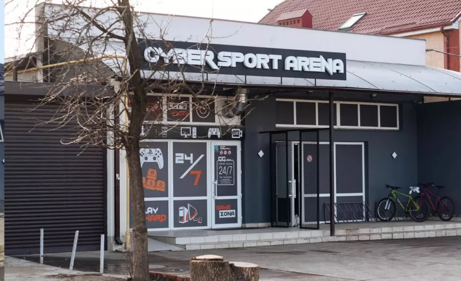 Компьютерный клуб GG Arena на Комарова в Краснодаре: Компьютерный клуб, Развлечение, Киберспорт,