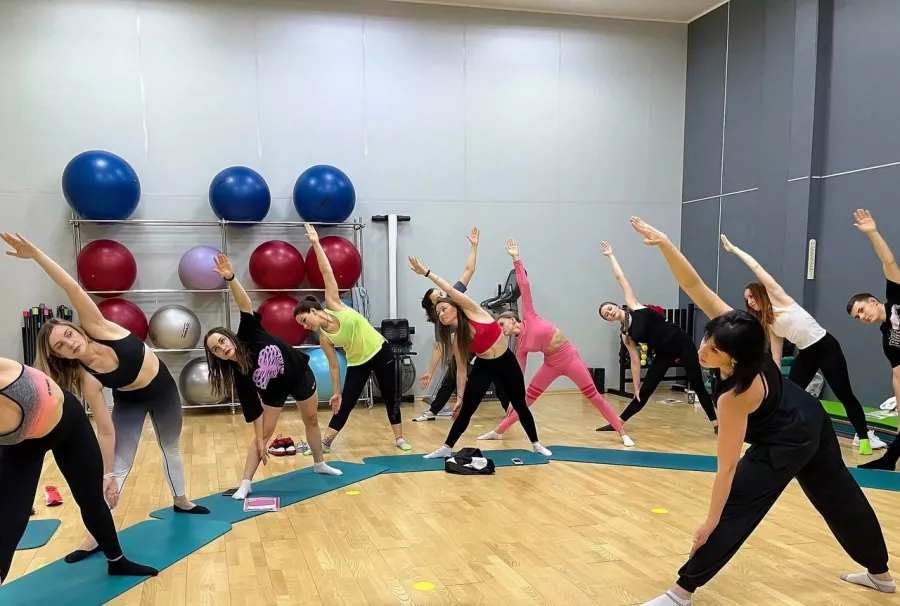 Курсы фитнес тренера Fit Standard в Краснодаре: Развитие, Курсы, Фитнес, Тренер, Работа, Спортзал,