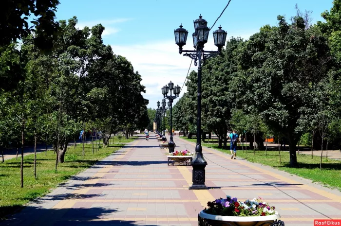 Парк Культуры и отдыха имени города Плевен  в  Ростове-на-Дону