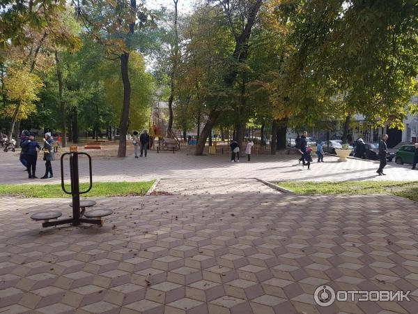 "Парк Строителей"