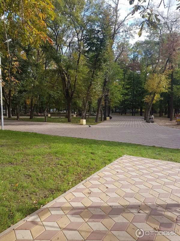 "Парк Строителей"