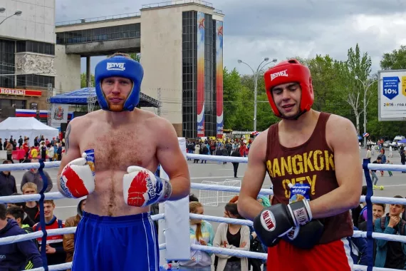Спортивный клуб «Ягуар» на ул. Вятская, 45а