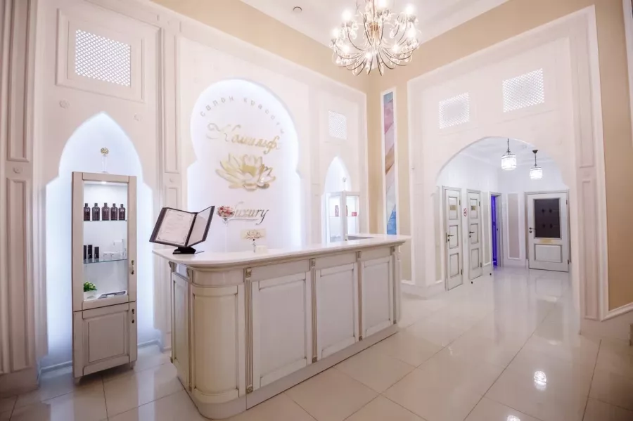 Салон красоты Комильфо luxury в Ростове-на-Дону: Салон красоты, Парикмахерская, Маникюр, Педикюр,