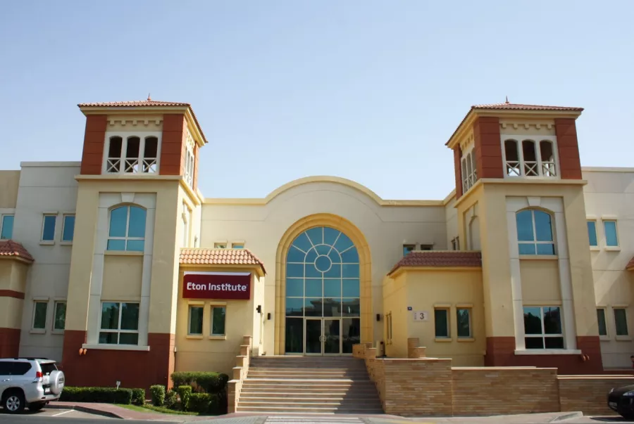 Курсы иностранных языков Eton Institute в Дубаи: Курсы, Школа, Учимся,