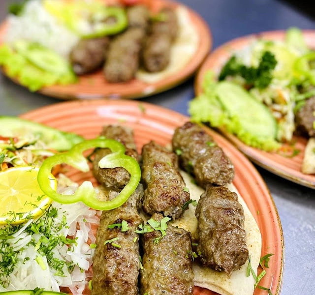 Ресторан Skazka в Дубаи: Русская кухня , Узбекская кухня , Шашлык , Традиционная кухня , Арабская кухня,