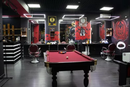 Барбершоп Compton  в  Владивостоке