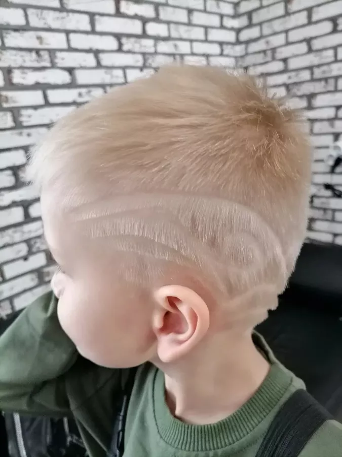 Барбершоп Налево в Владивостоке: Стрижка, Борода, Маникюр , Barbershop, Beard,